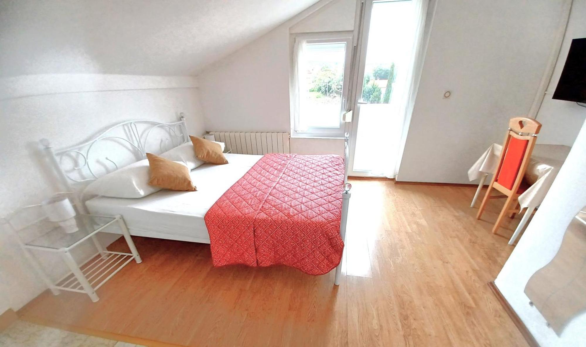 Guesthouse Cecilia Malinska Eksteriør billede
