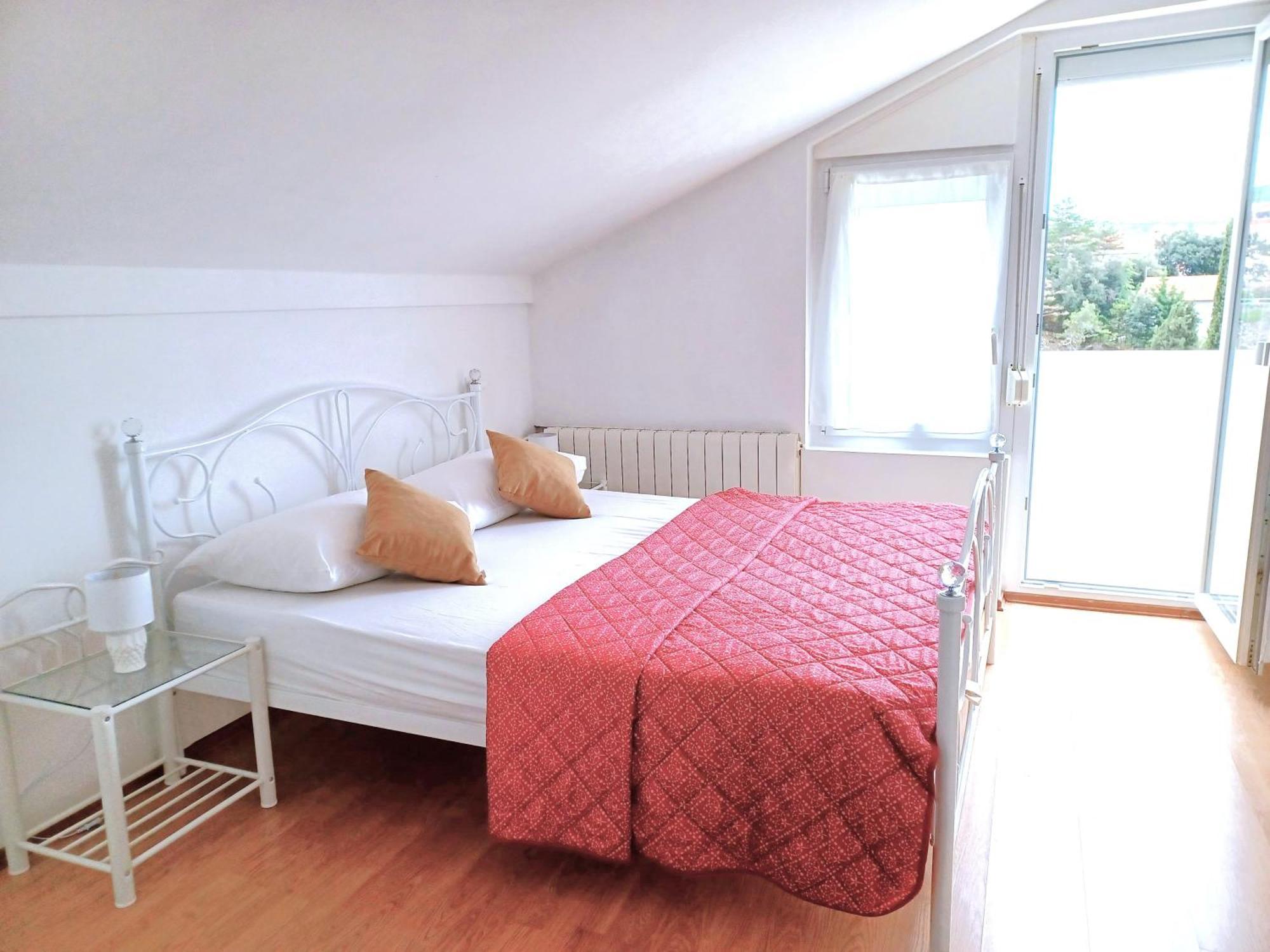 Guesthouse Cecilia Malinska Eksteriør billede